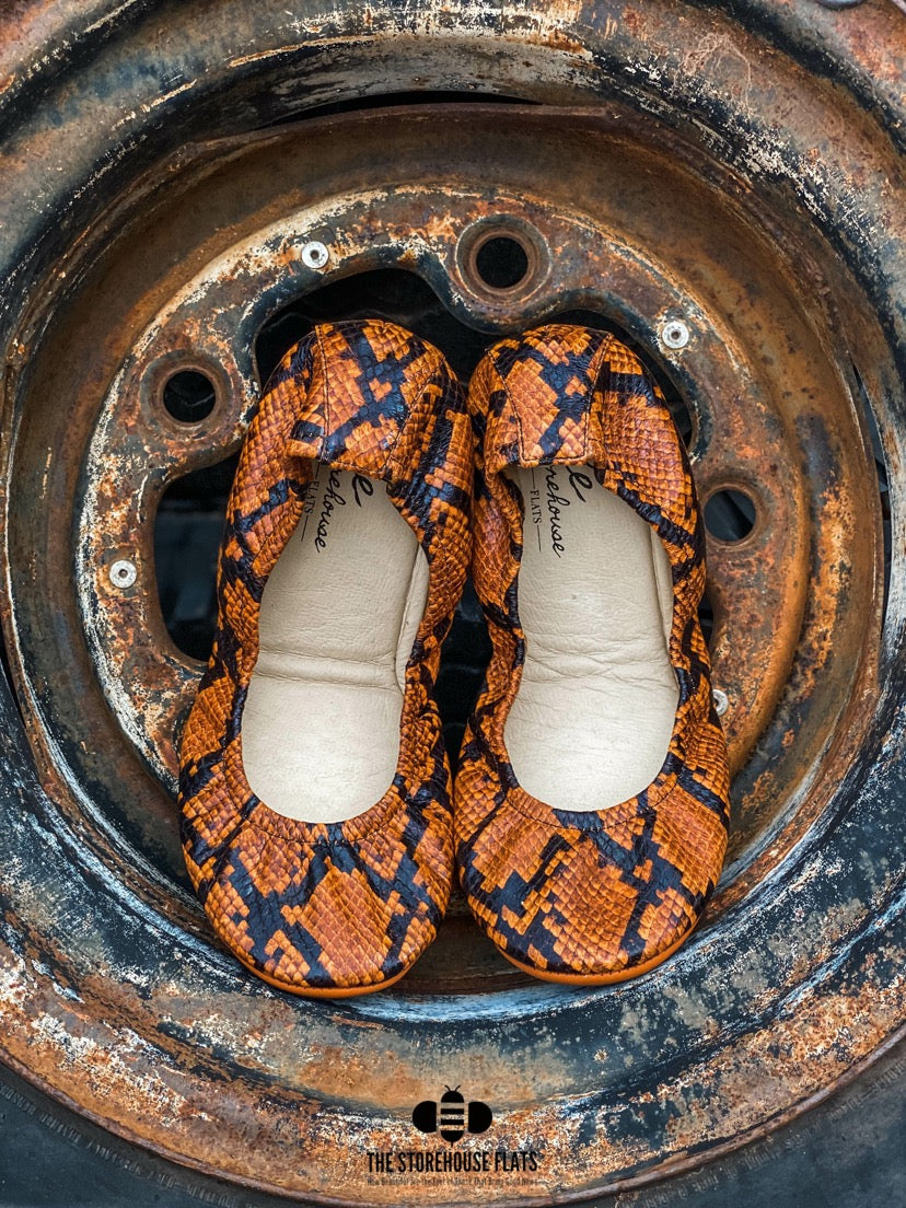 PUMPKIN SPICE SNAKES | IN STOCK - The Storehouse Flats