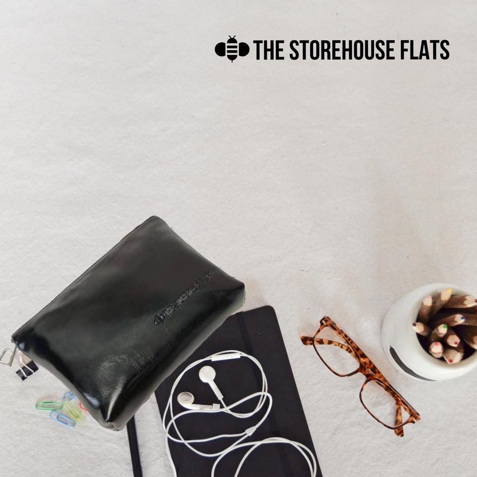 BLACK LEATHER BAG- IN STOCK - The Storehouse Flats