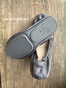 SLATE GRAY (Oil Tanned)- In-stock, ship now - The Storehouse Flats