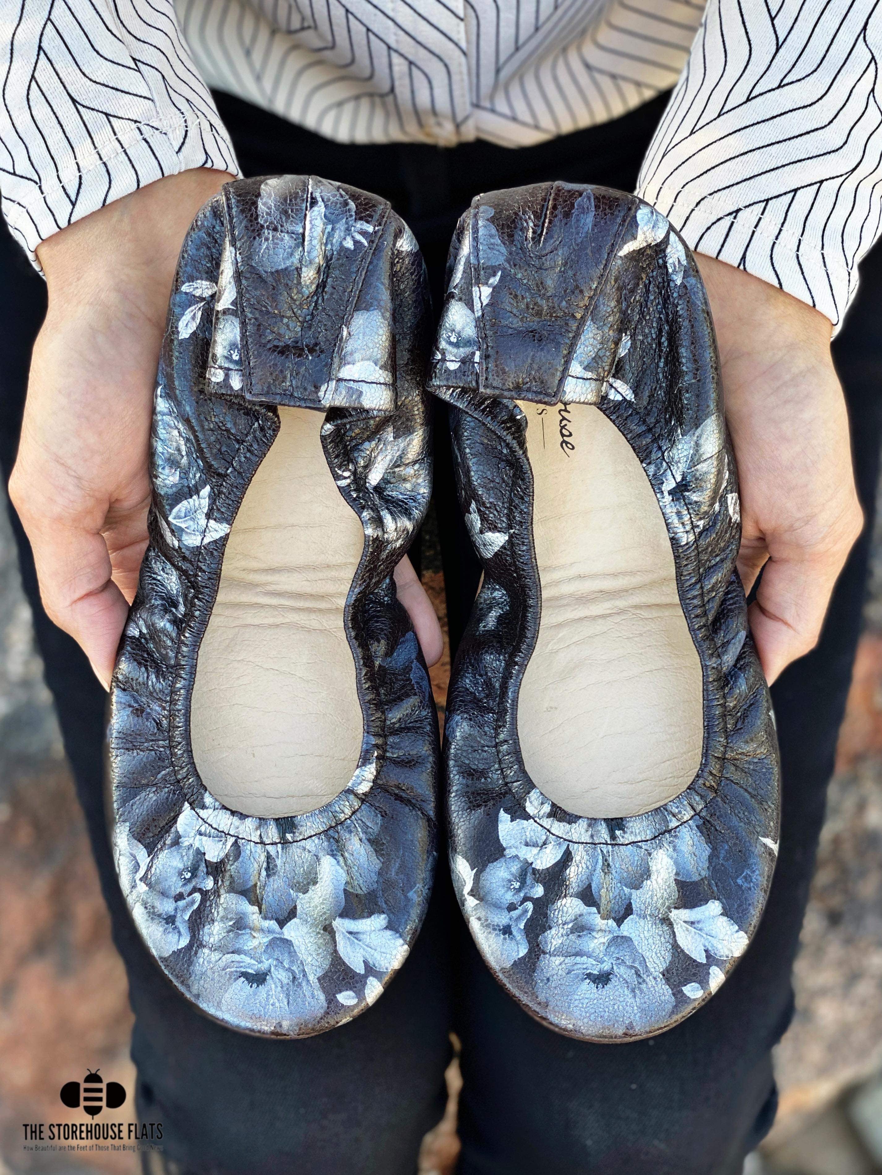 CHARCOAL ANTIQUE FLORAL | IN STOCK