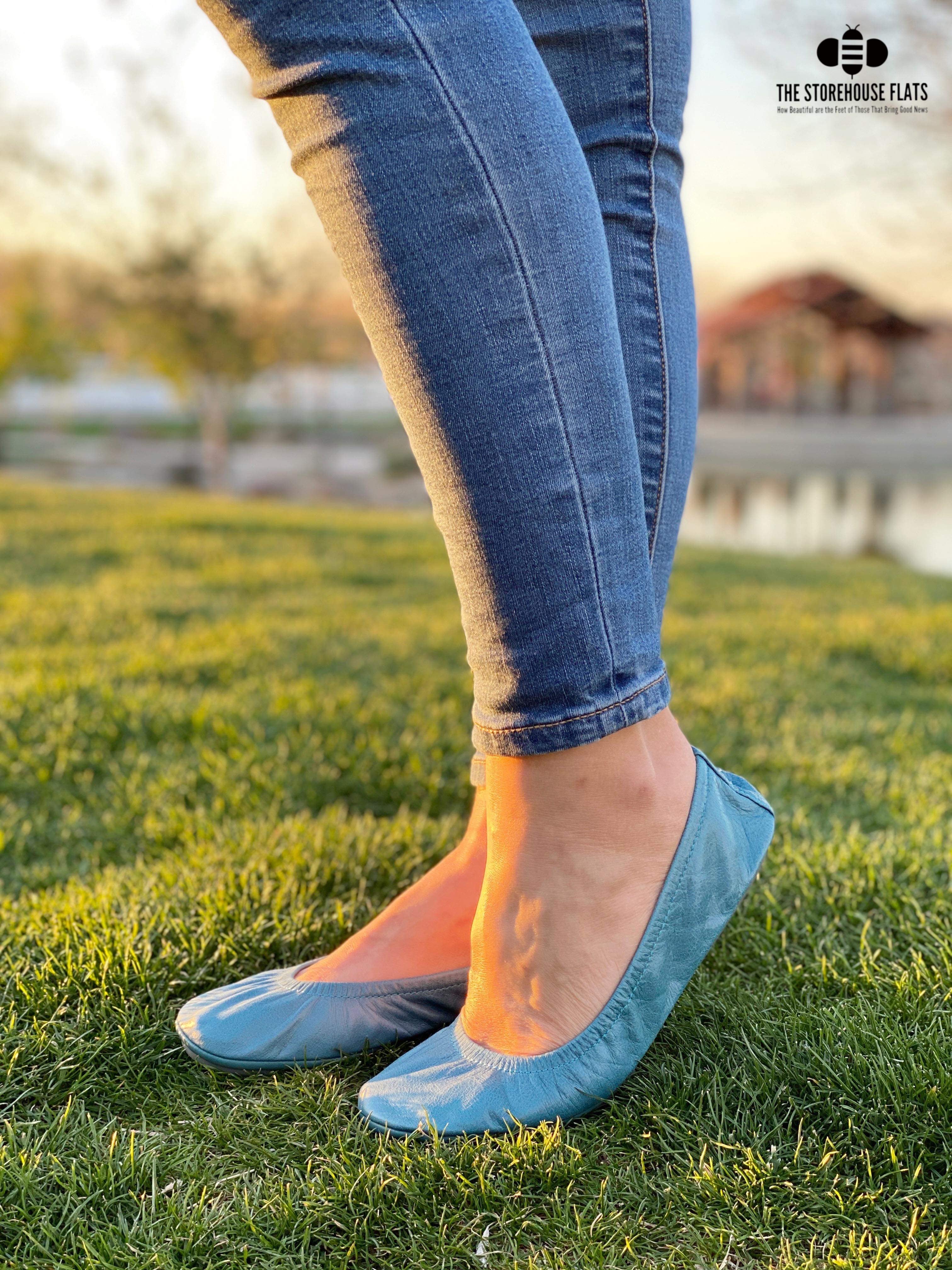BLUSTERY DAY | MARCH PREORDER - The Storehouse Flats