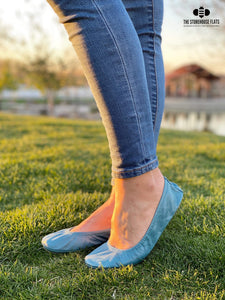 BLUSTERY DAY | MARCH PREORDER - The Storehouse Flats
