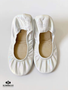 WHITE CHRISTMAS | IN STOCK